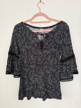 Black Paisley Peasant Top